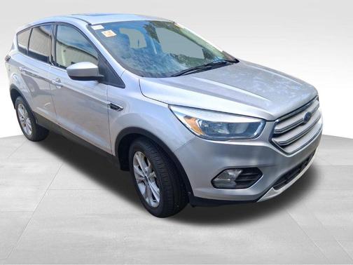 Ingot Silver 2017 Ford Escape SE