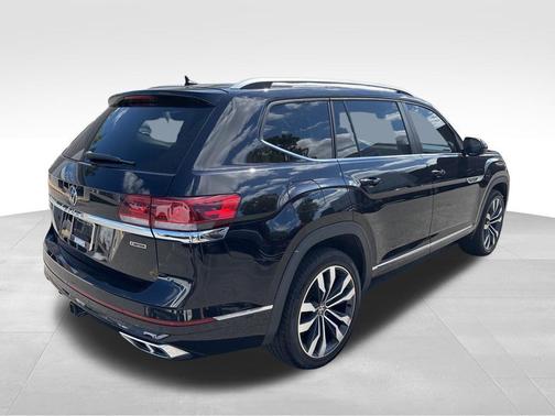 Deep Black Pearl Effect 2021 Volkswagen Atlas 3.6 V6 SEL R-Line