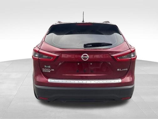2022 Nissan Rogue Sport SL