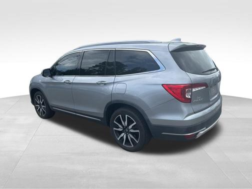 2021 Honda Pilot Touring 7-Passenger