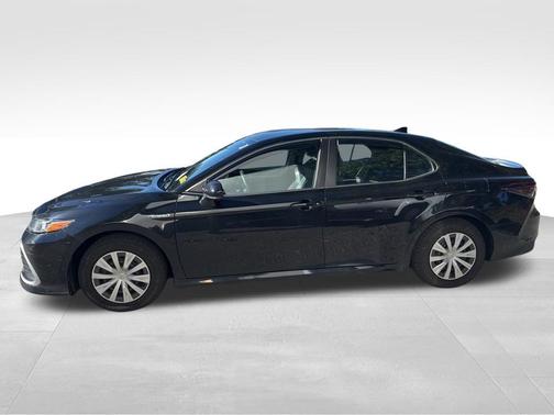 2021 Toyota Camry Hybrid LE