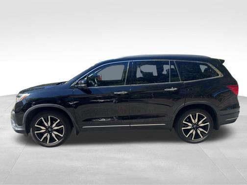 2021 Honda Pilot Touring 7-Passenger