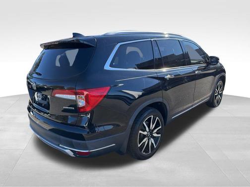 2021 Honda Pilot Touring 7-Passenger