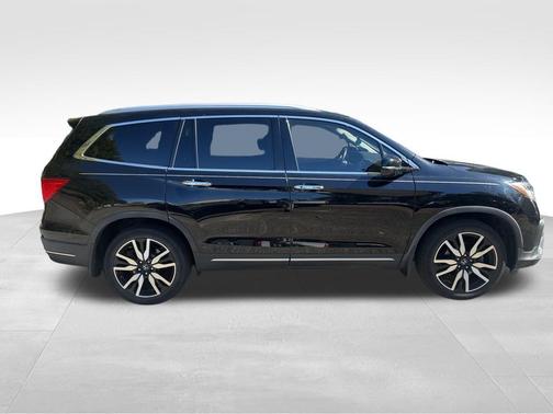 2021 Honda Pilot Touring 7-Passenger