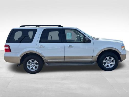 Oxford White 2014 Ford Expedition XLT