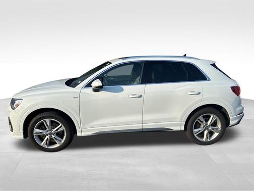 2020 Audi Q3 45 S line Premium Plus