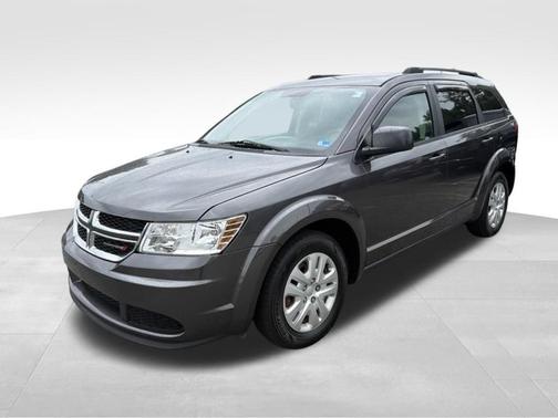 Granite Crystal Clearcoat Metallic 2017 Dodge Journey SE