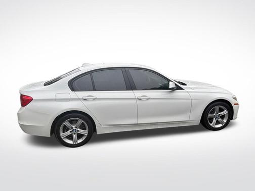 Alpine White 2015 BMW 320 i xDrive
