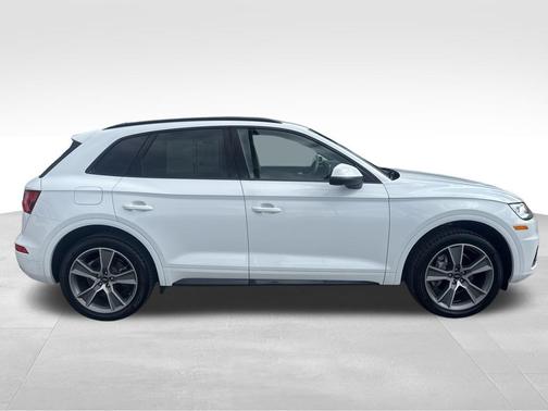 2019 Audi Q5 2.0T Premium Plus
