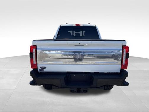 Star White 2025 Ford F-250 King Ranch