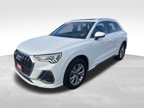 2025 Audi Q3 45 S line Premium