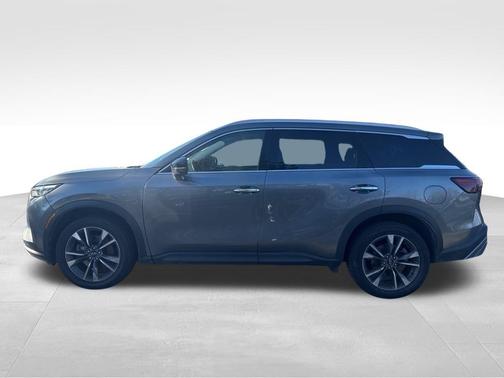 2022 INFINITI QX60 Luxe