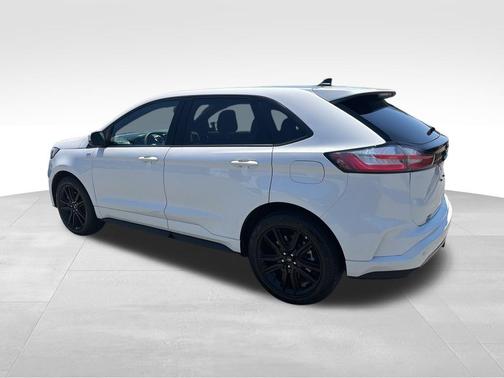 Star White 2023 Ford Edge ST Line
