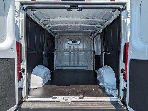 2025 RAM ProMaster 1500 Low Roof