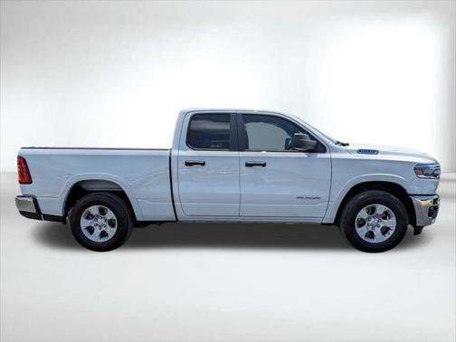 2025 RAM 1500 Big Horn Quad Cab 4x2 64' Box