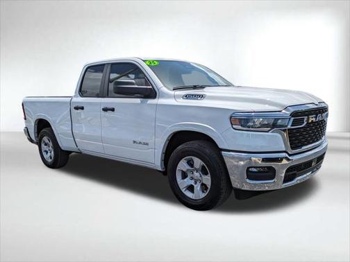 2025 RAM 1500 Big Horn Quad Cab 4x2 64' Box