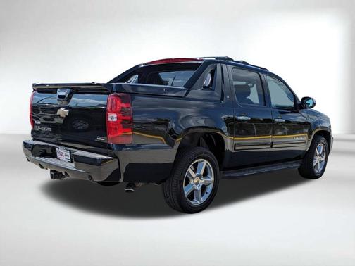 Black 2011 Chevrolet Avalanche 1500 LT