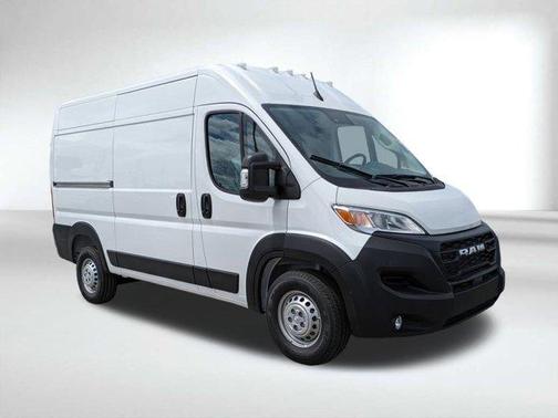 2025 RAM ProMaster 1500 Base