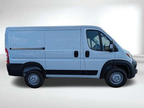 2026 RAM ProMaster 1500 Low Roof