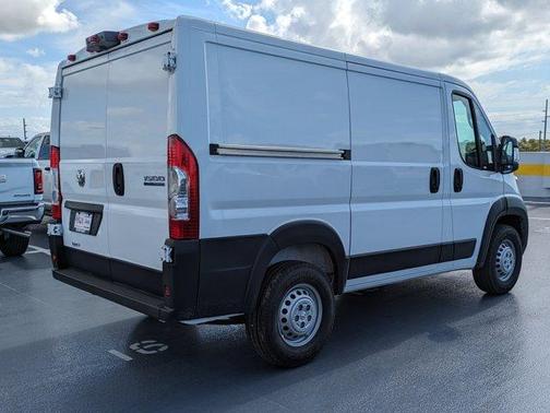 2026 RAM ProMaster 1500 Low Roof