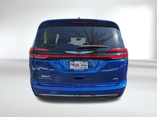 2021 Chrysler Pacifica Touring