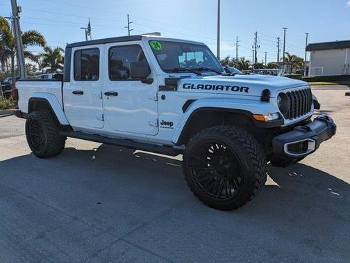 2024 Jeep Gladiator Sport