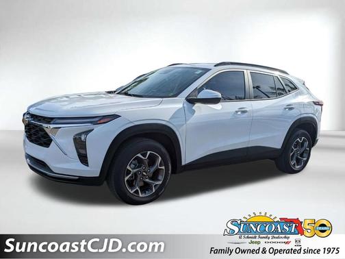 White 2024 Chevrolet Trax LT