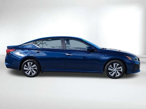 2023 Nissan Altima 2.5 S