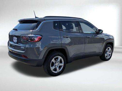 Gray 2023 Jeep Compass Latitude
