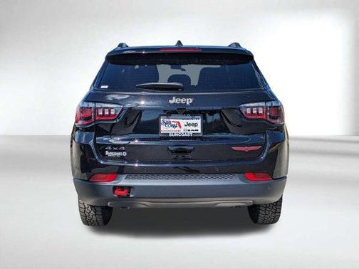 2026 Jeep Compass Trailhawk