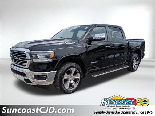 2021 RAM 1500 Laramie Crew Cab 4x2 57' Box