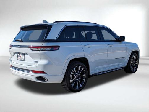 2023 Jeep Grand Cherokee Overland