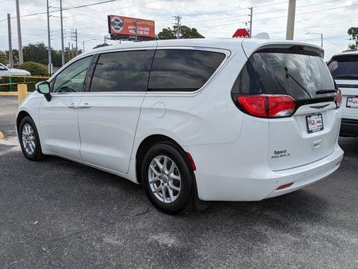 2018 Chrysler Pacifica LX