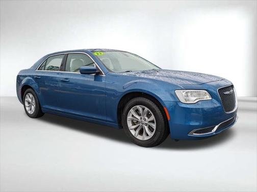 2022 Chrysler 300 Touring