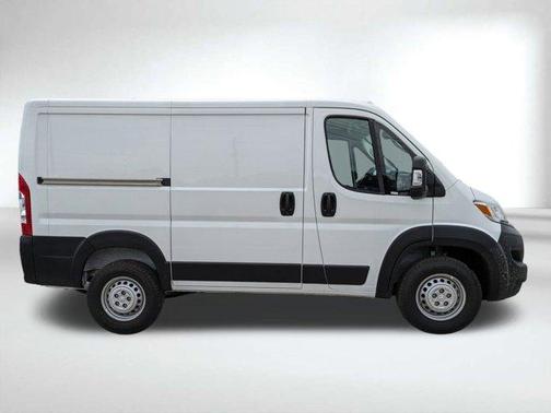 2026 RAM ProMaster 1500 Low Roof