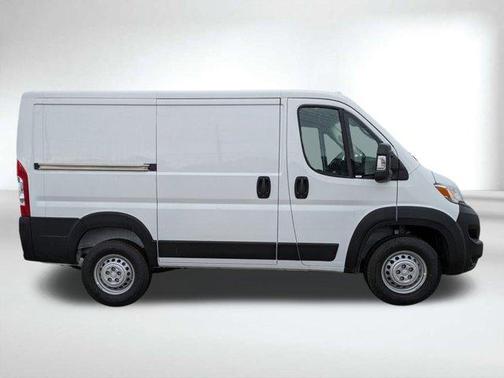 2026 RAM ProMaster 1500 Low Roof