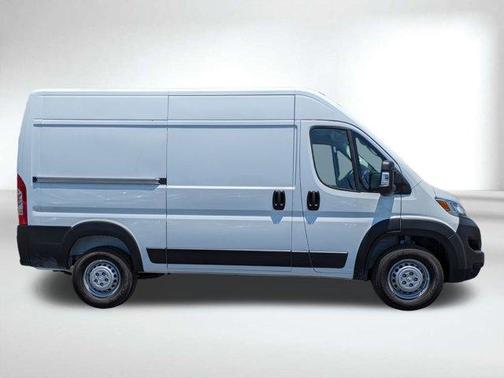 2025 RAM ProMaster 1500 Base