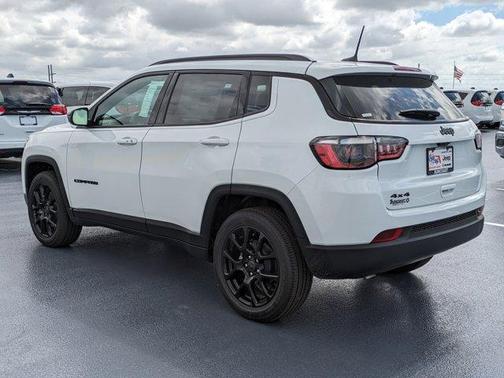 2026 Jeep Compass Latitude