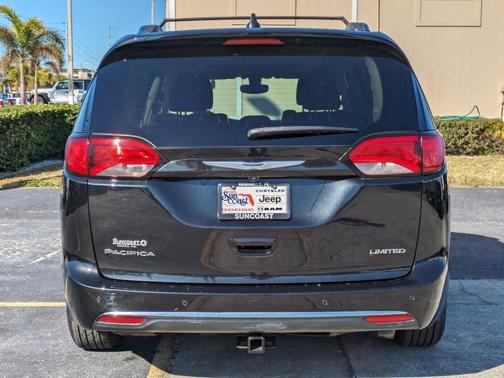 2020 Chrysler Pacifica Limited