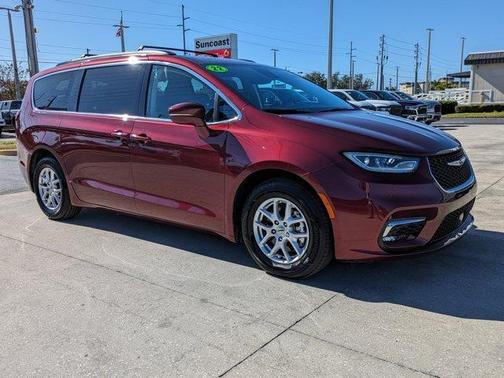2022 Chrysler Pacifica Touring-L