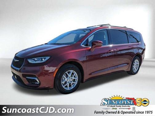 2022 Chrysler Pacifica Touring-L