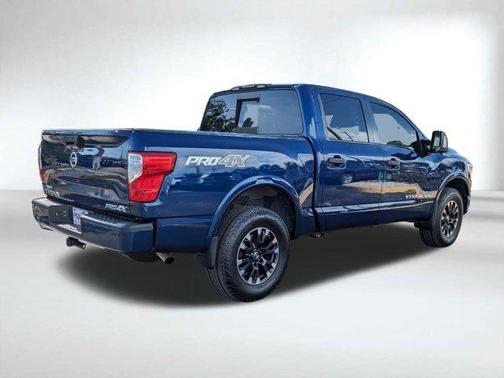 2019 Nissan Titan PRO-4X