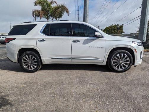 2023 Chevrolet Traverse Premier
