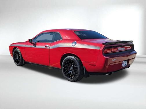 2012 Dodge Challenger SXT
