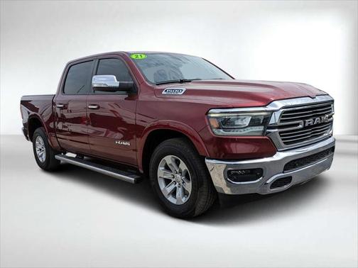 2021 RAM 1500 Laramie Crew Cab 4x2 57' Box