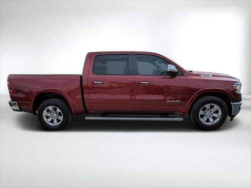 2021 RAM 1500 Laramie Crew Cab 4x2 57' Box