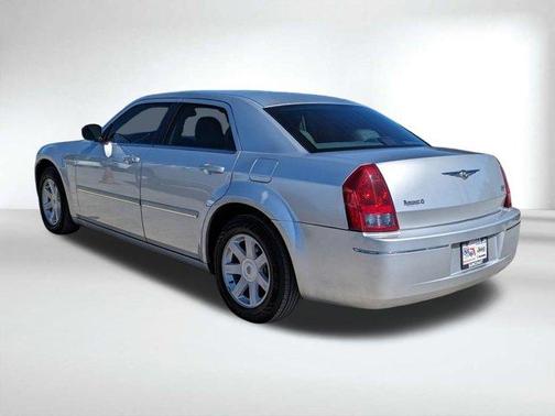 2005 Chrysler 300 Touring