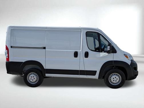2026 RAM ProMaster 1500 Low Roof