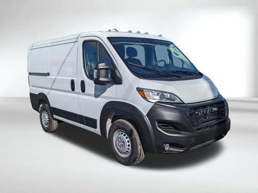 2026 RAM ProMaster 1500 Low Roof