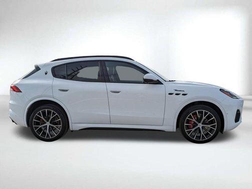 2023 Maserati Grecale Modena